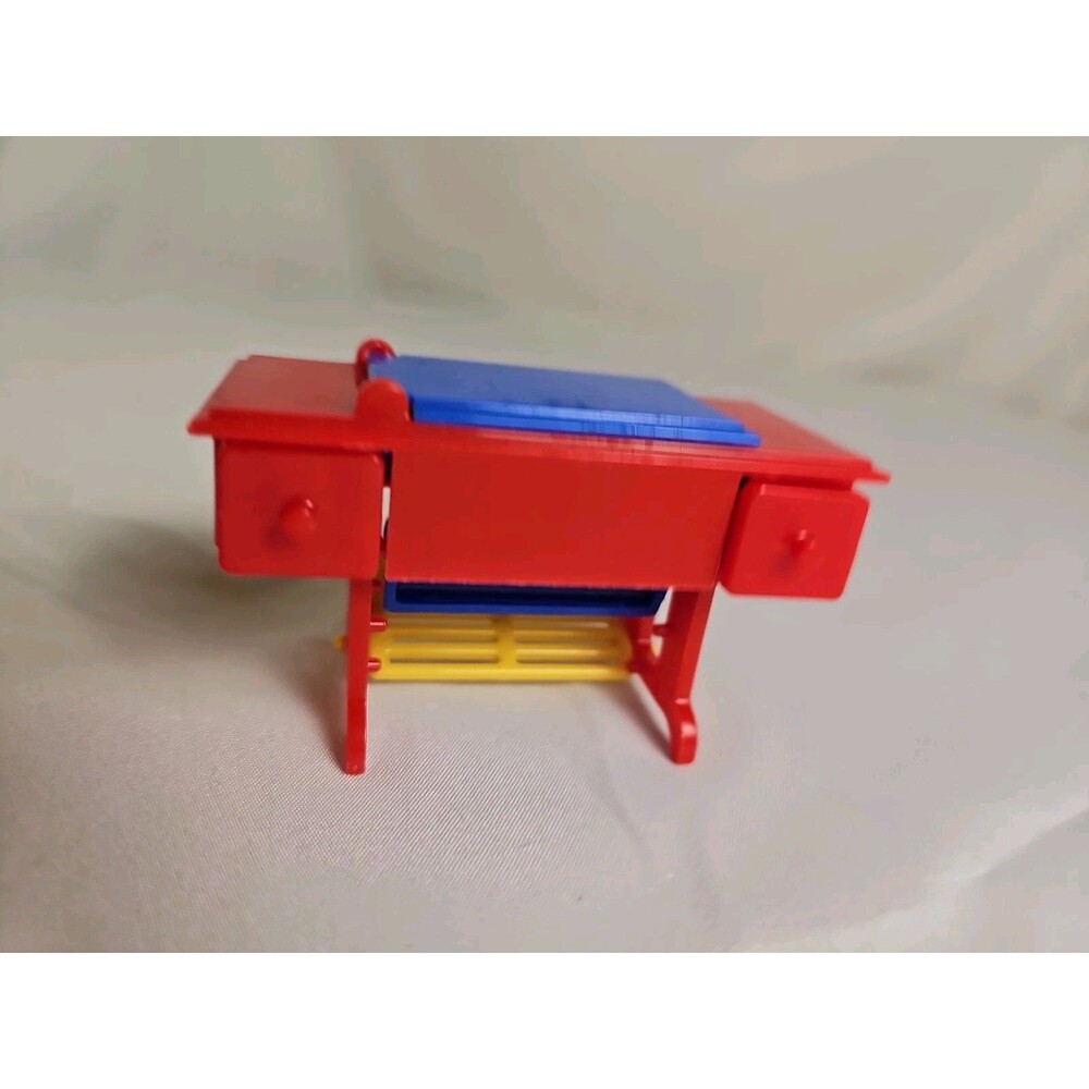 VTG Renwal Dollhouse Sewing Machine & Table No. 116-89 Miniature Furniture Red